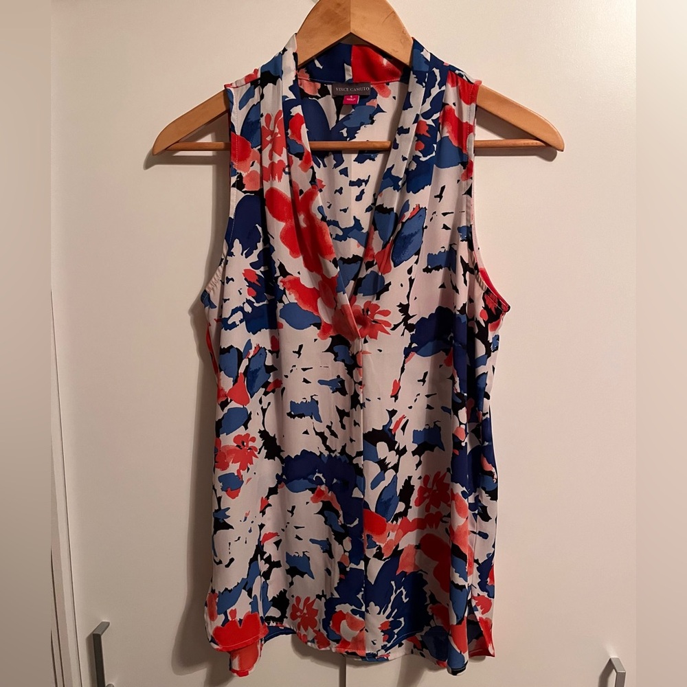 Vince Camuto printed sleeveless blouse
